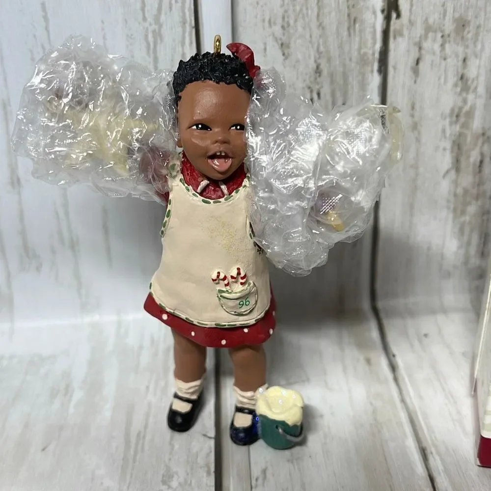 Hallmark Keepsake Ornament‎ 1996 Christy All Gods Children Martha Holcomb